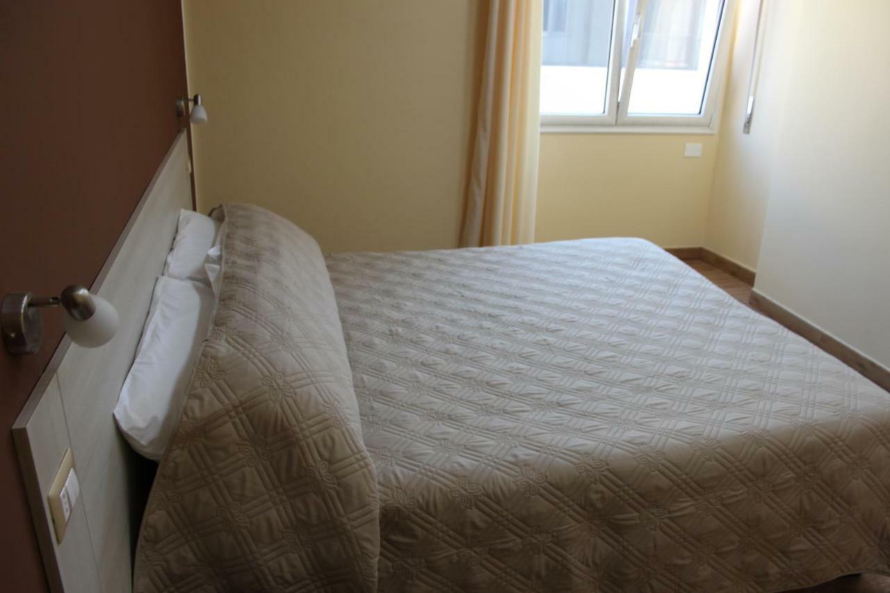 Bed and Breakfast Dei Mille Сассари Экстерьер фото